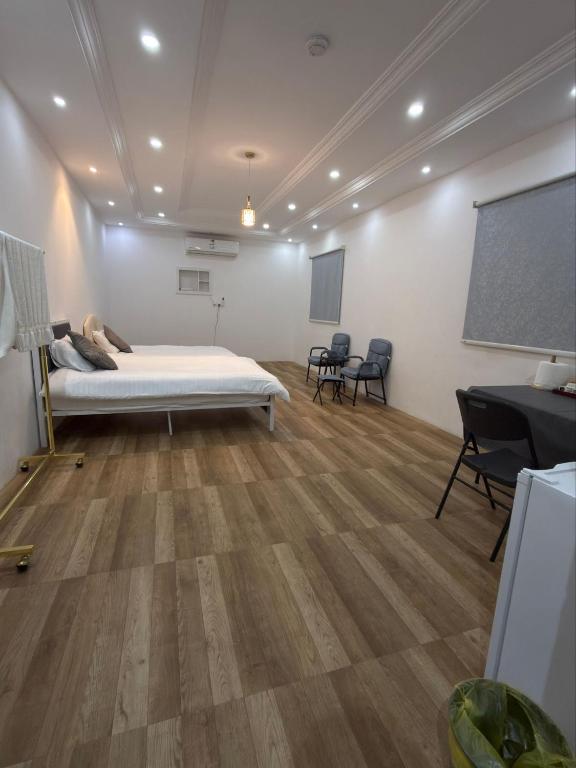 En eller flere senge i et værelse på alula2