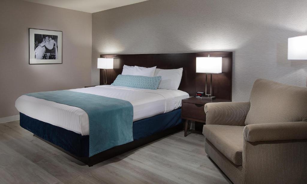 Safari Inn, a Coast Hotel - 