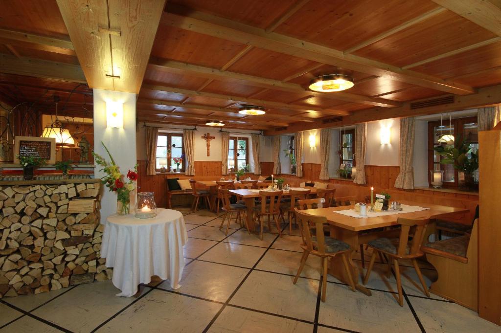 Restaurace v ubytování Gasthof Lamprecht