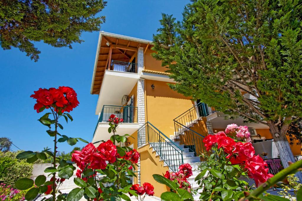 A balcony or terrace at Villa Vasso