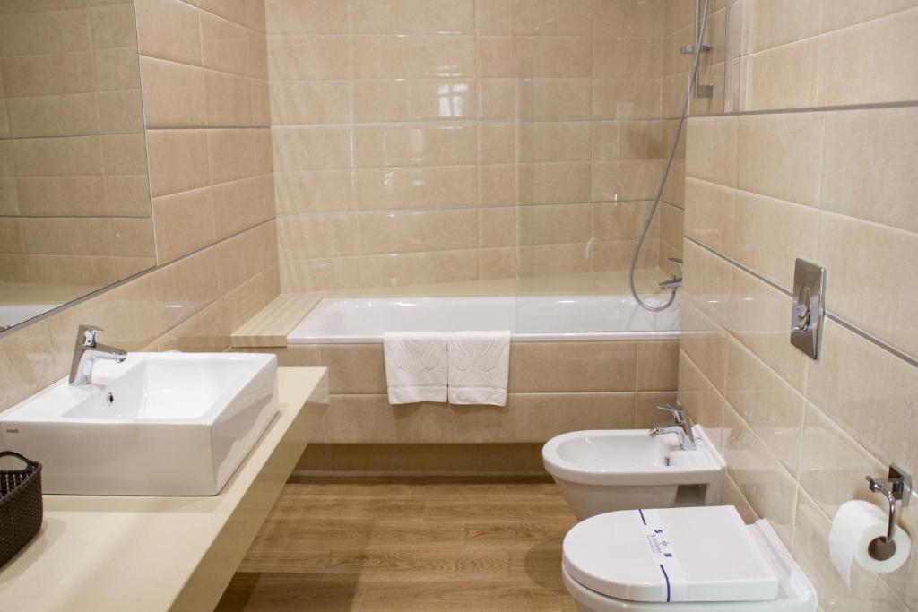 Hotel Versailles - Standard Double