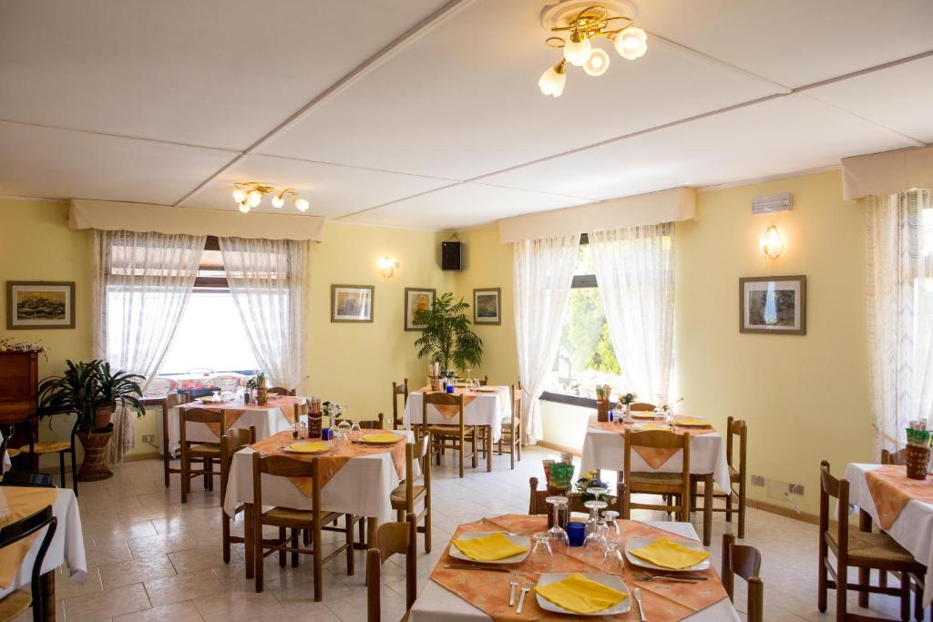 Restaurace v ubytování Hotel Panorama e Residence