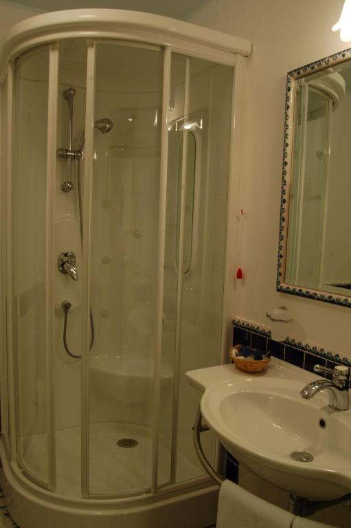 Hotel Bougainville - 13