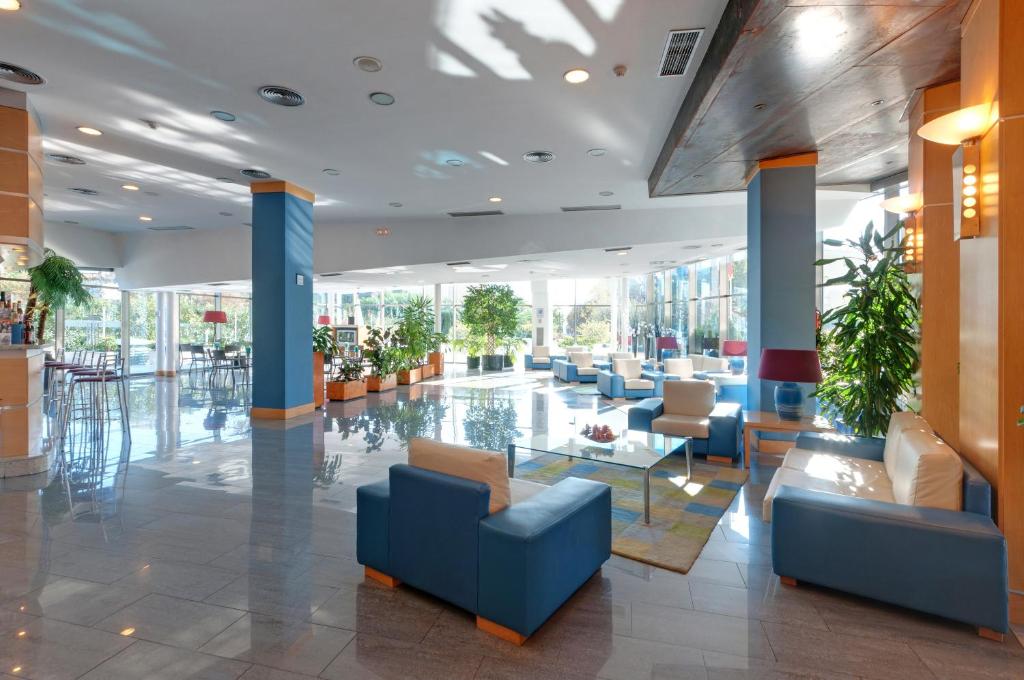 Posezení v ubytování Sol Port Cambrils Hotel