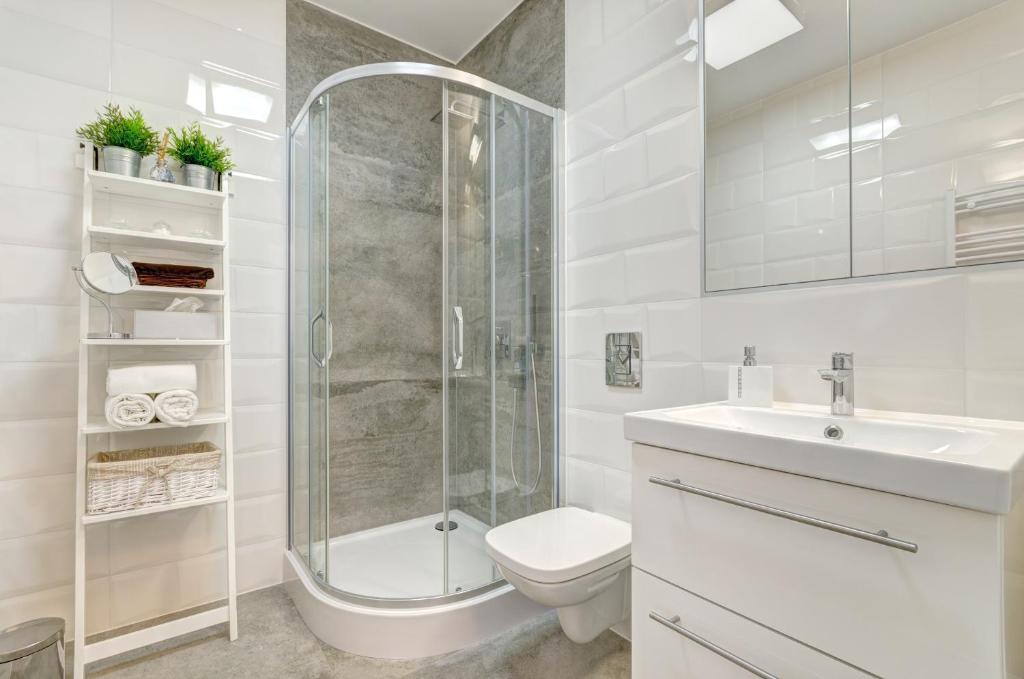 RentApart Sadova - 2