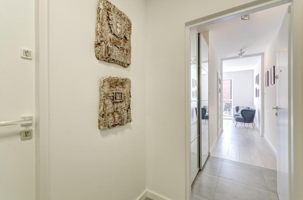 RentApart Sadova - 16