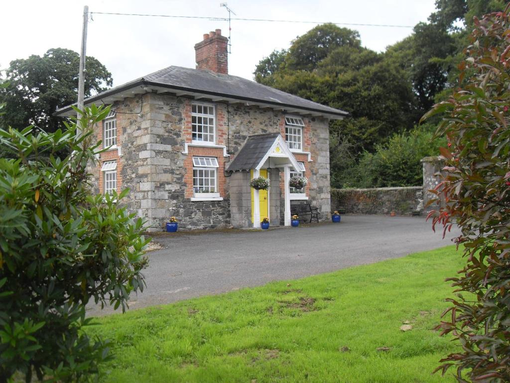 Cloverhill Gate Lodge