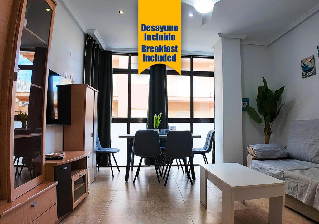 Et tv og/eller underholdning på Apartalux San Pedro Playa