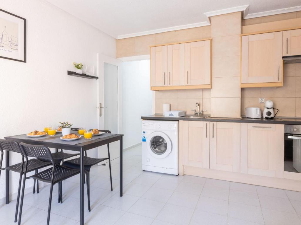 Apartment Wohnung Peter mit Balkon by Interhome
