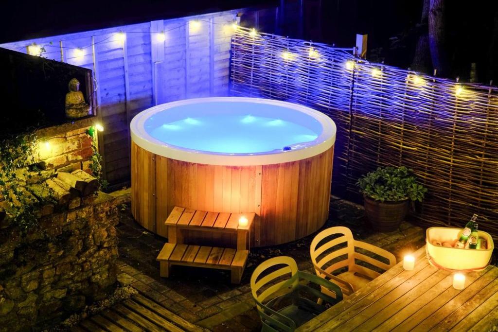 Billede fra billedgalleriet på 3 Bed in Wotton-under-Edge oc-l33488 i Wotton-under-Edge