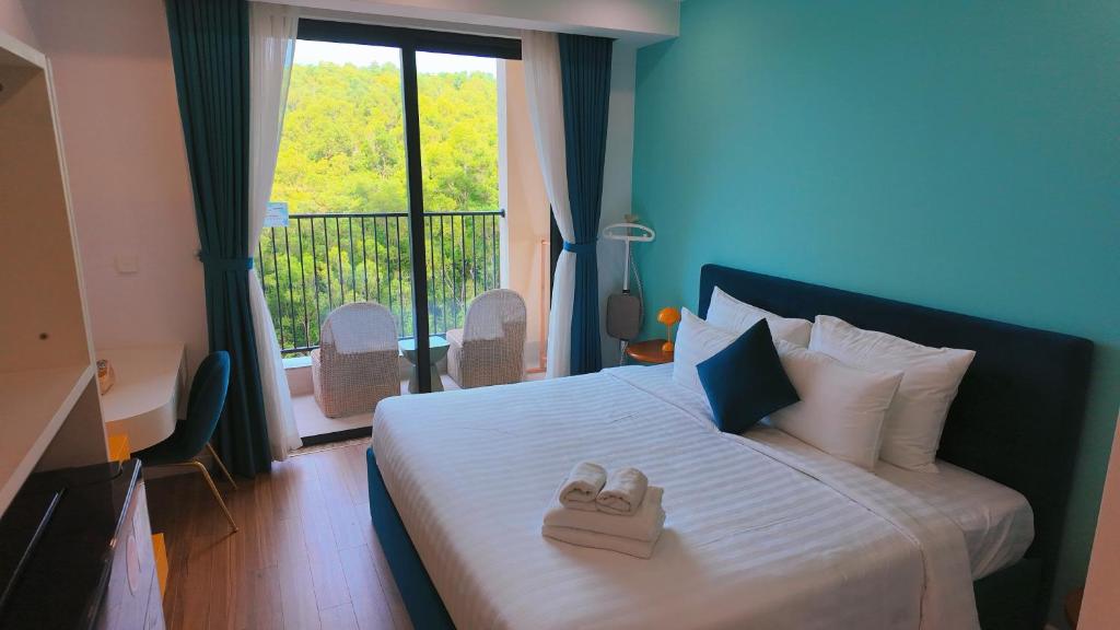 We Young Apartments by HOFs - Fireworks & Ocean view - 16