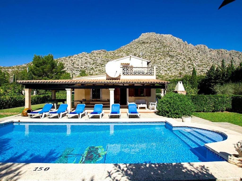 Holiday Home Tolle Ferienvilla Barraca mit privatem Pool by Interhome