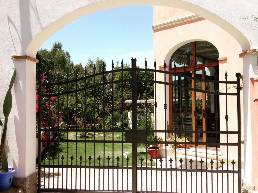 Zahrada ubytování B&B Su Tostainu