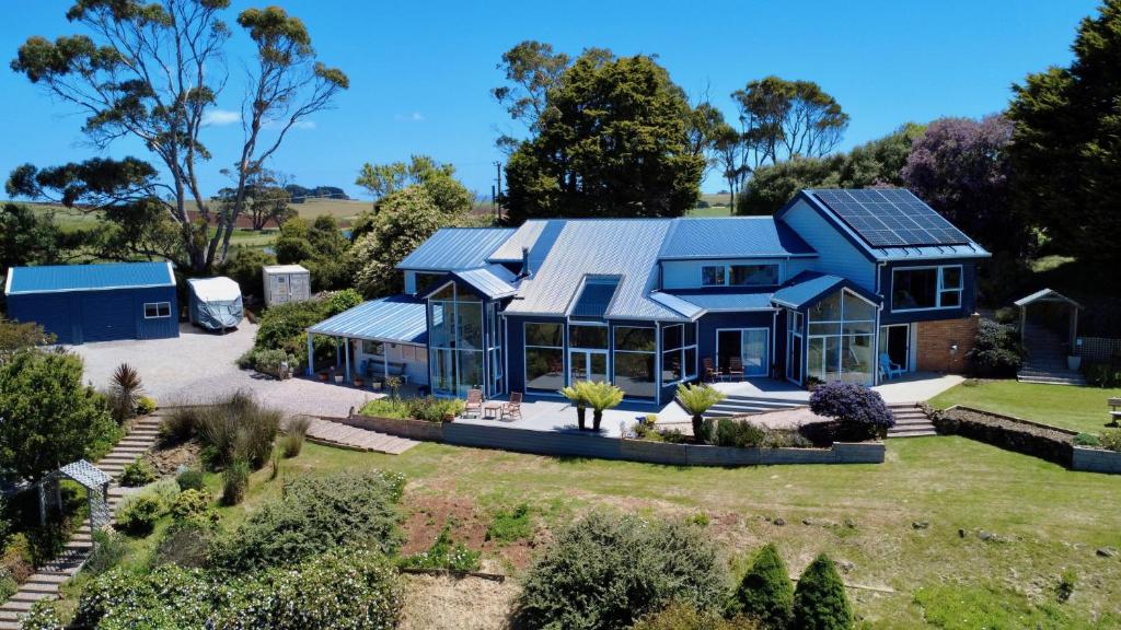 Vườn quanh Skyescape on Northshore Queen Bedroom