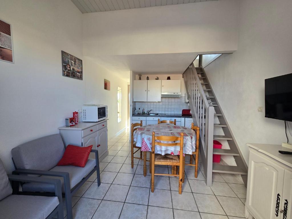 Appart.3_ T3 - 4 pers - 150 m/mer tout confort - Housity