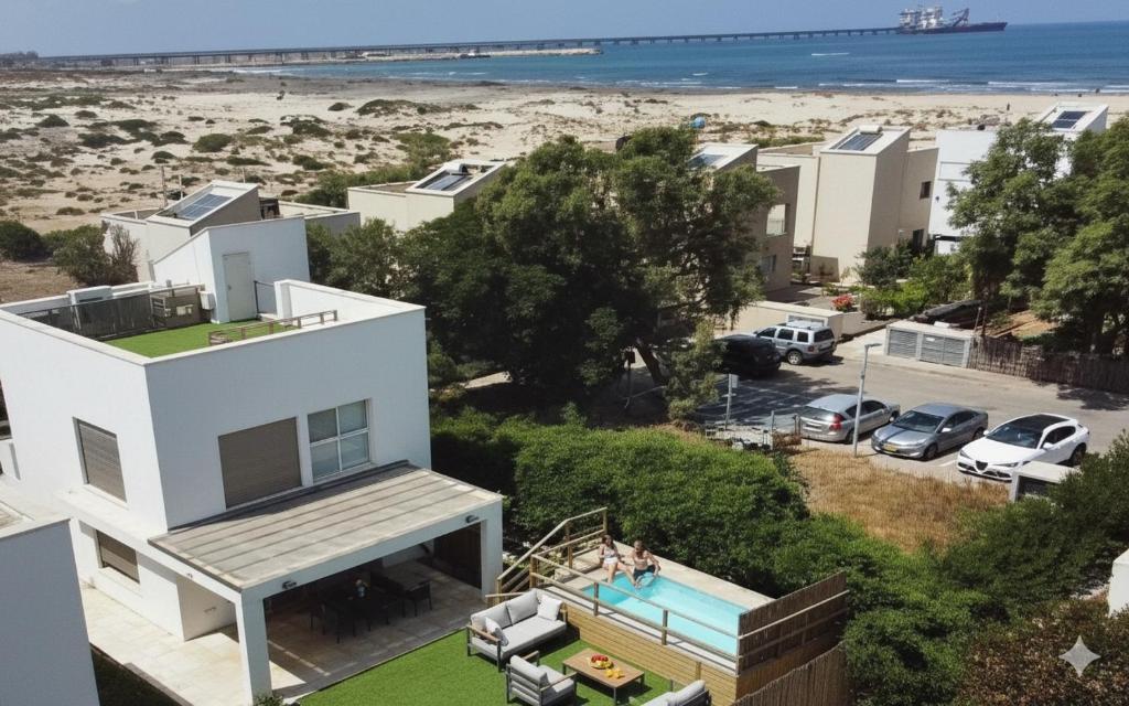 Naturlandskabet i nærheden af villaen