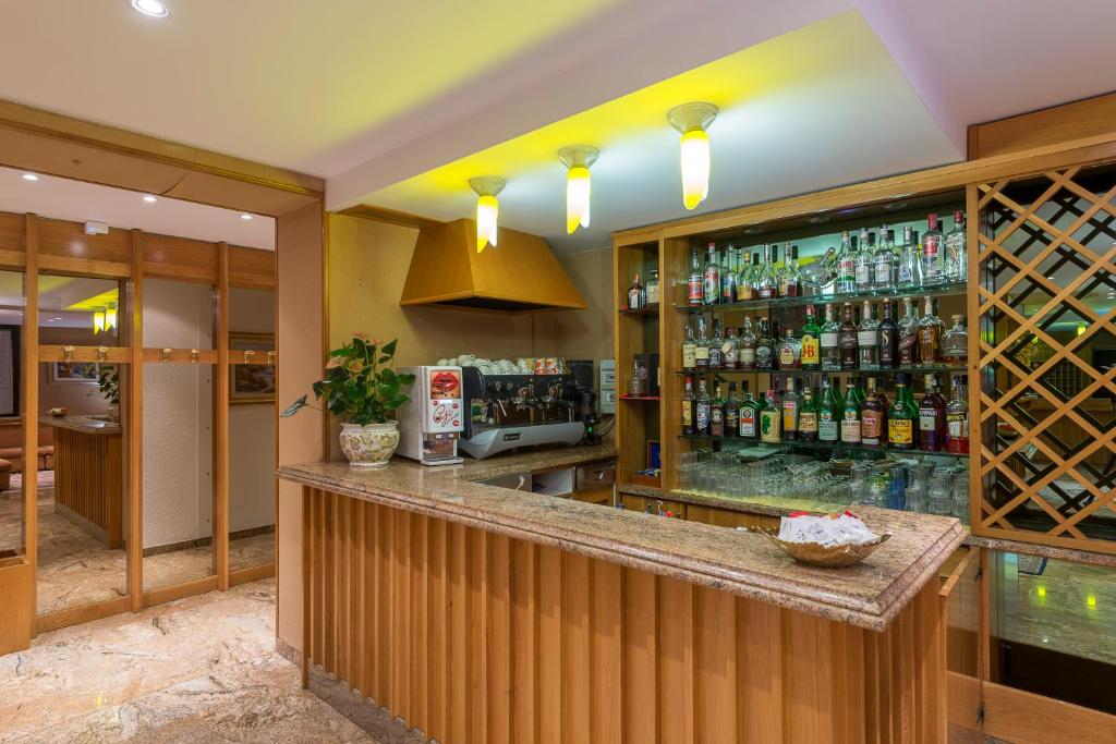 Nápoje v ubytování Hotel Iris
