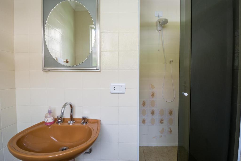  Casa Rua Padre Carmene