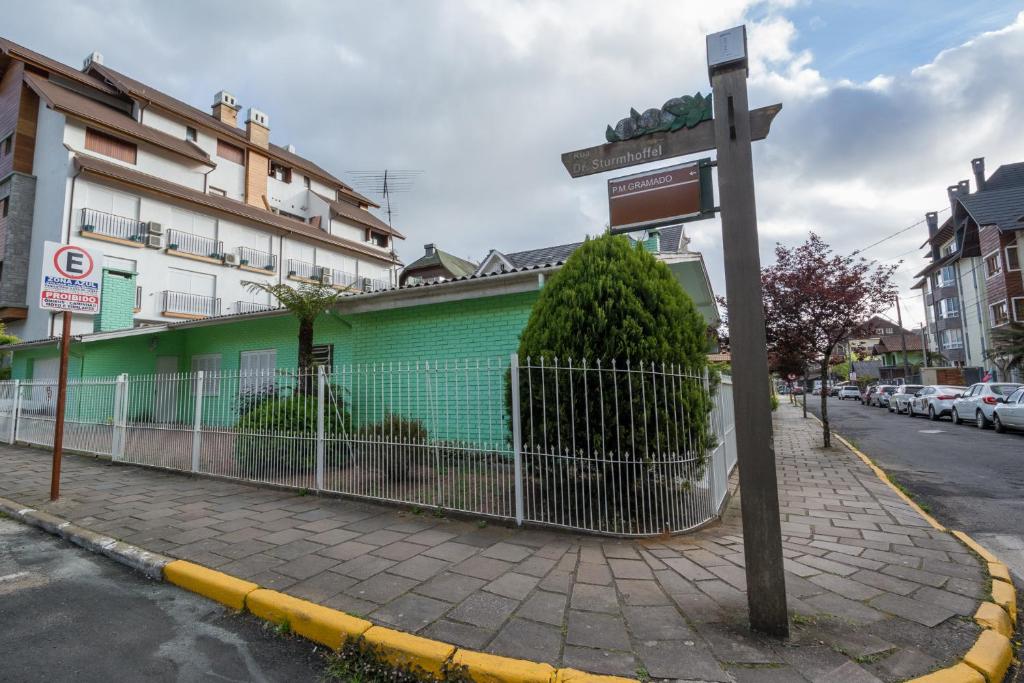  Casa Rua Padre Carmene