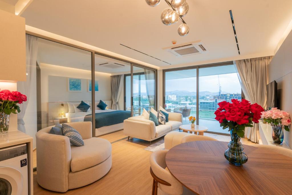 Lakefront suite The Aqua at Boat avenue, Παραλία Μπανγκ Ταο ...