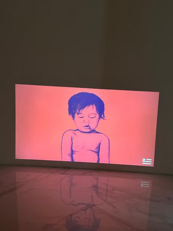 ED i في فانادزور: رسم لطفل على شاشة التلفزيون