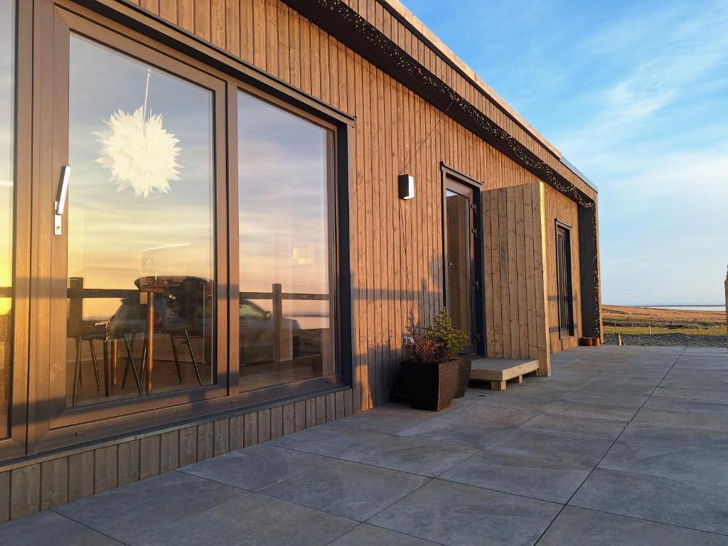 Bygningen som feriehuset ligger i