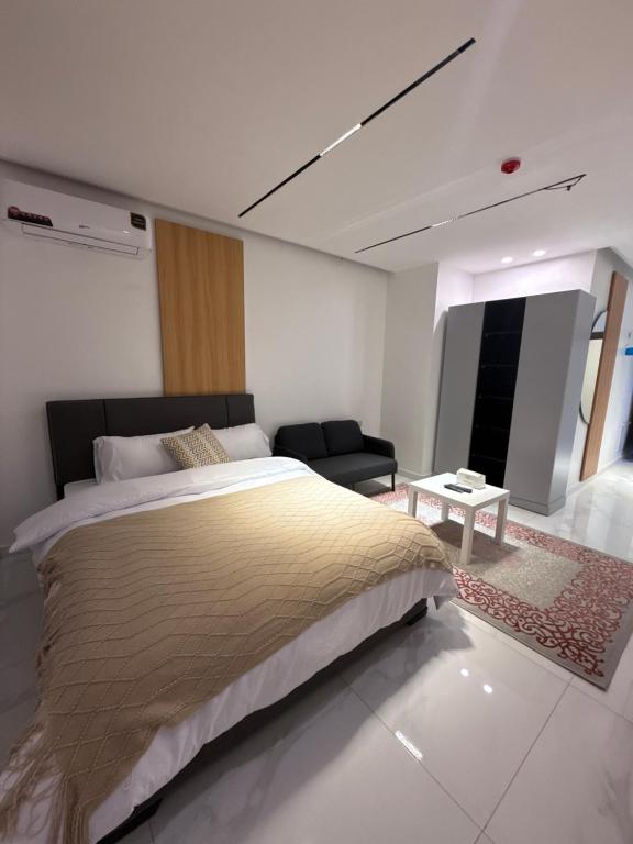 ريڨا للأجنحة السكنية Riva suites - Deluxe King Room