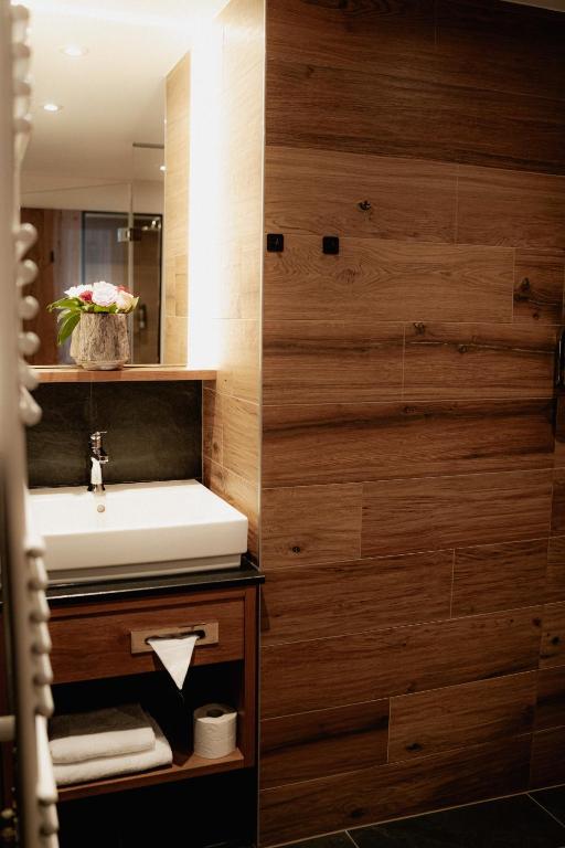 Gasthof Hummel Hotel - Deluxe Double Room