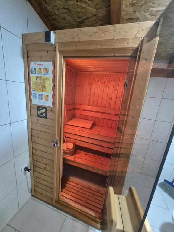 Billede fra billedgalleriet på Fisherman's paradise, House and LAKE i Donji Žabar