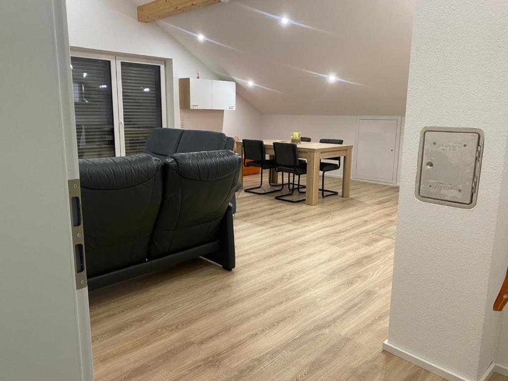 Golden Nest - One-Bedroom Apartment