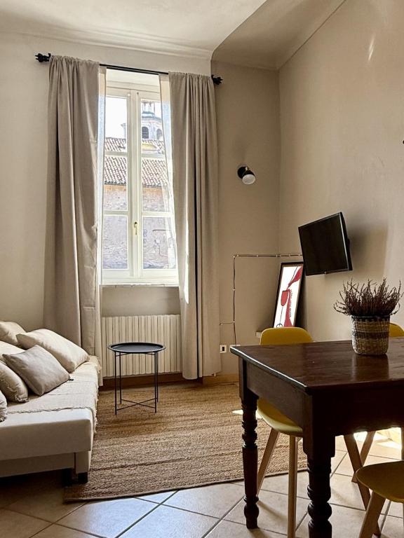 Et opholdsområde på BALCONCINI VISTA TORRI - comfort nel centro storico