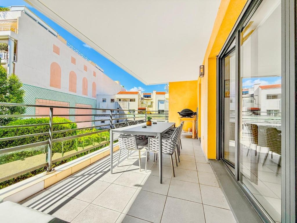 Terranova Cannes Terrace Accommodation