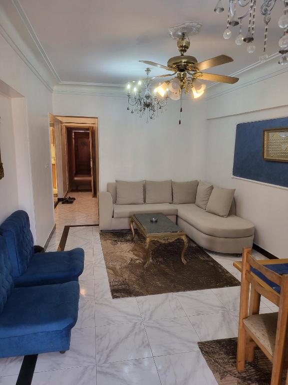 Villas with direct sea views and apartments with partial sea views in Miami, Alexandria, Al Safwa Tower, - 7