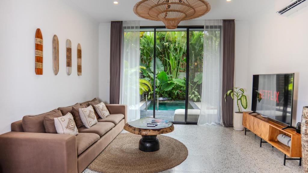 Sunny Village Batu Bolong - 15