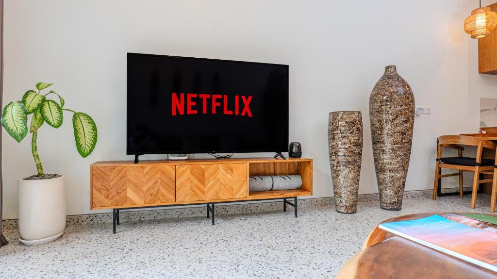 Sunny Village Batu Bolong - 10