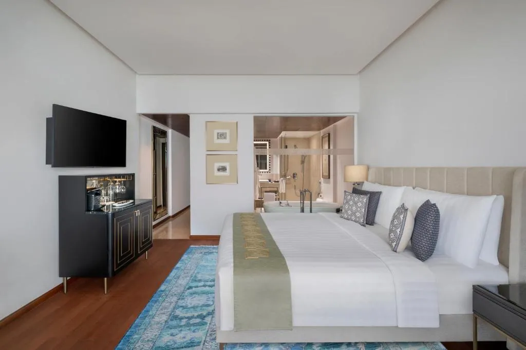 Premier Room
