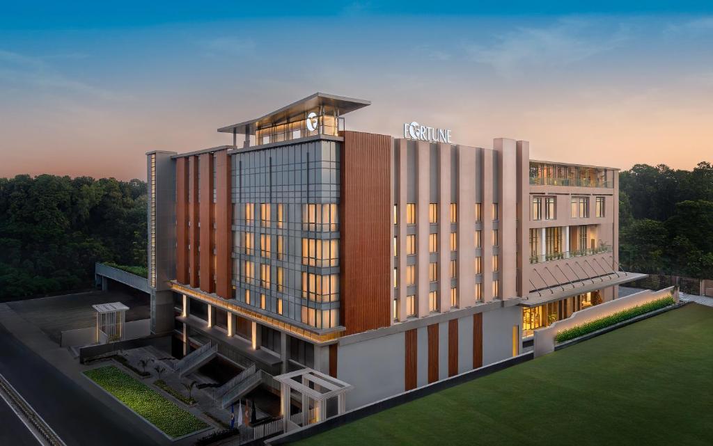 una rappresentazione architettonica di un edificio alberghiero di Fortune Select Siliguri a Binnāguri