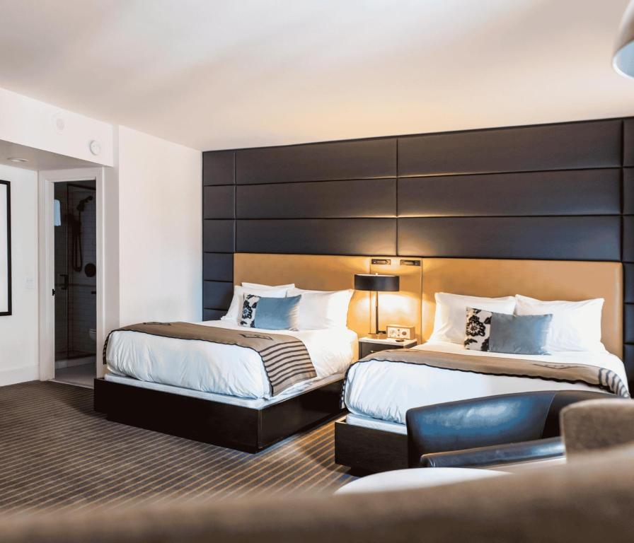 Hotel Theodore - 