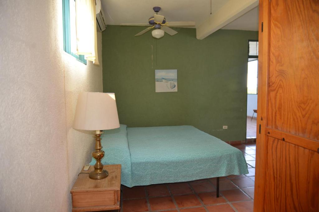 Casabuena B&B - King Room Kitchen 202