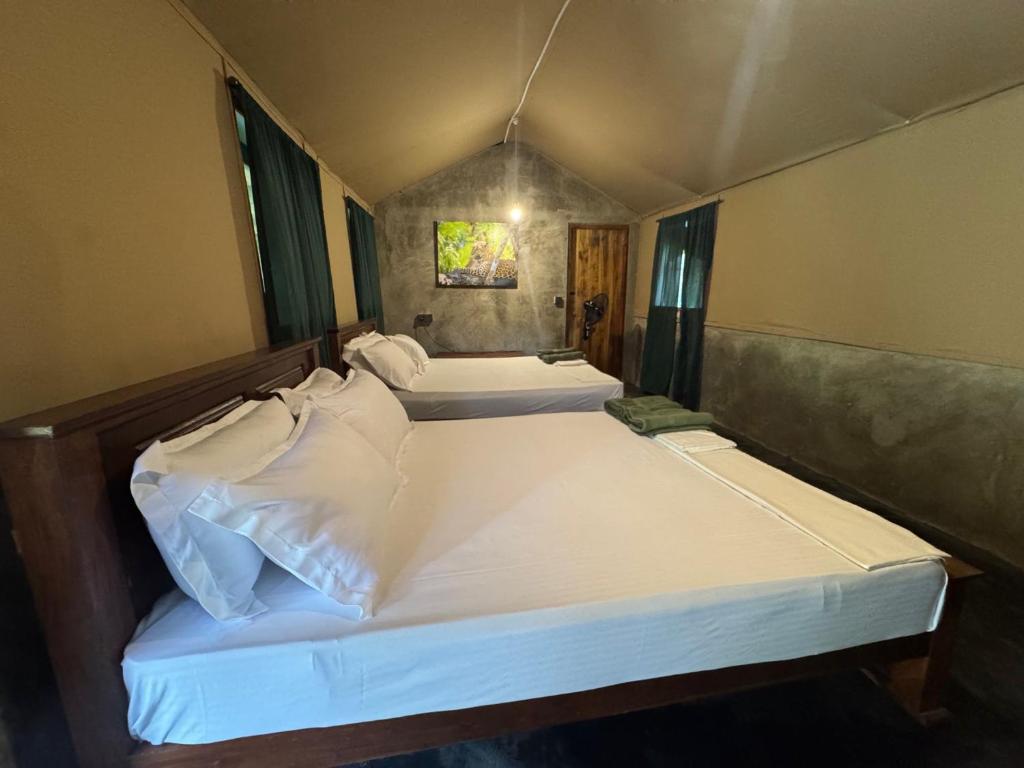 Nirvaan Safari Lodge - 12