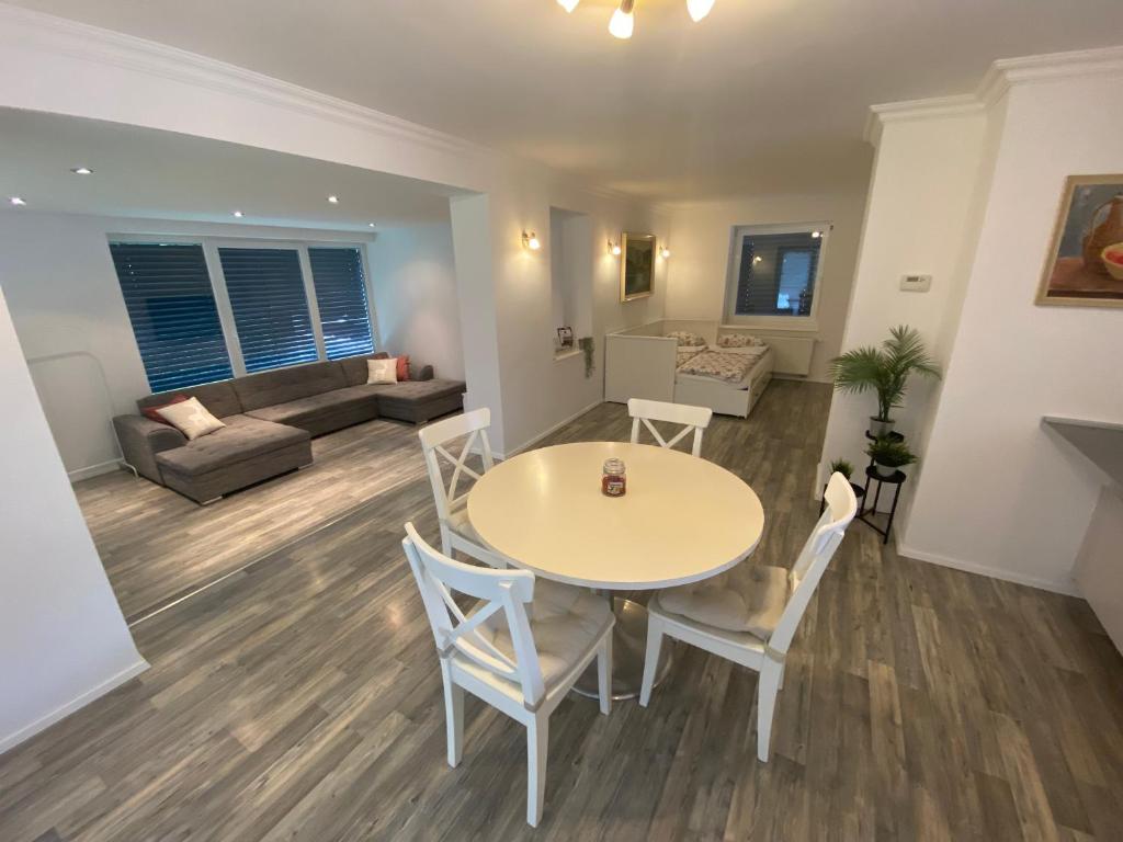 Et opholdsområde på Apartma Mimi