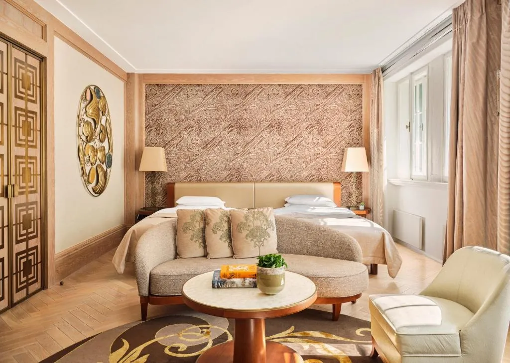 Junior Twin Suite
