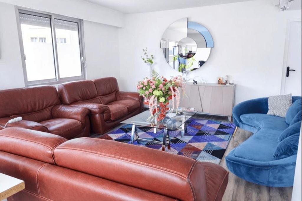 Appartement lumineux 180 m2 - 4 chambres -Hypercentre - proximité tramway