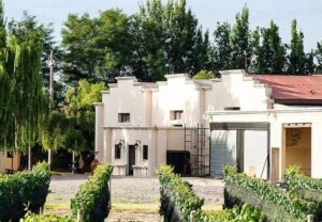 En have udenfor Posada San Polo