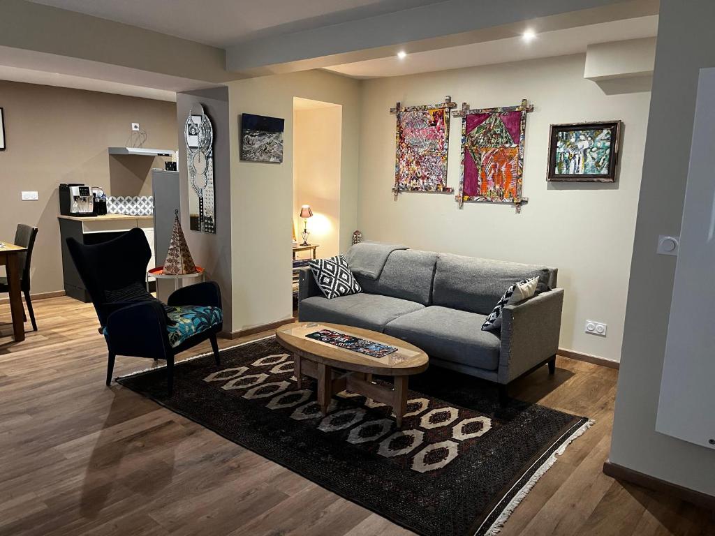 Khu vực ghế ngồi tại La Galerie