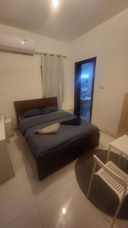 Cyclone Studio Apartments