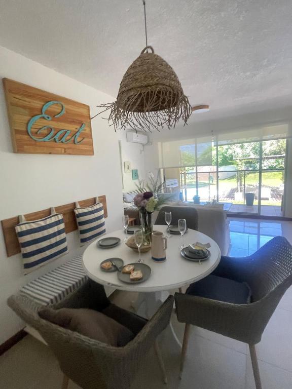 Apartment for rent 1 block from the beach 2 bedrooms 2 bathrooms