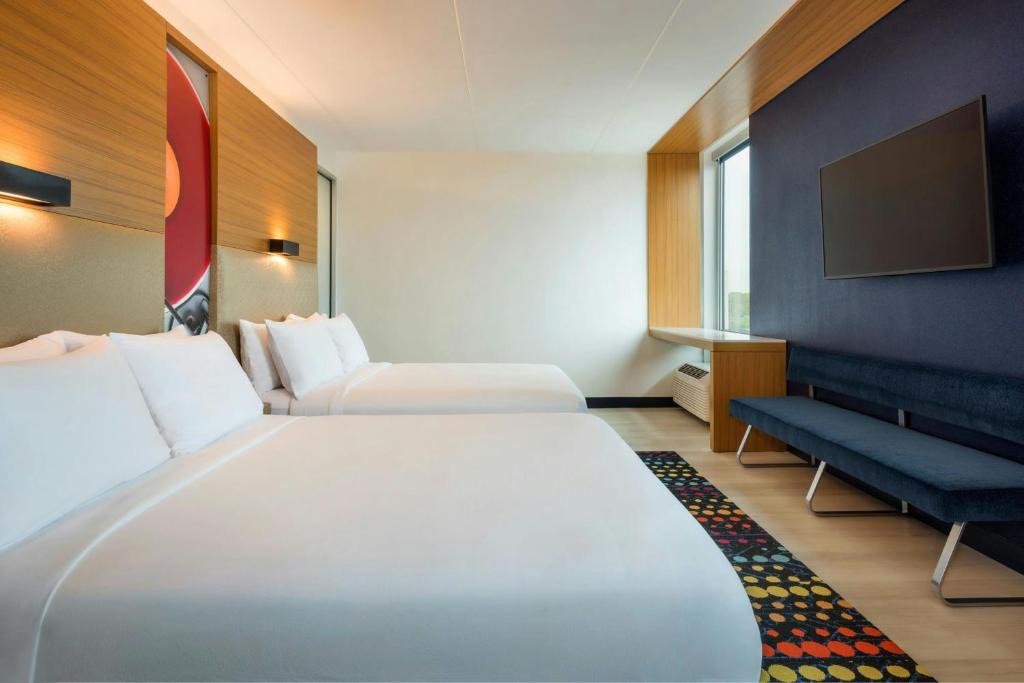 Aloft Mount Laurel - 