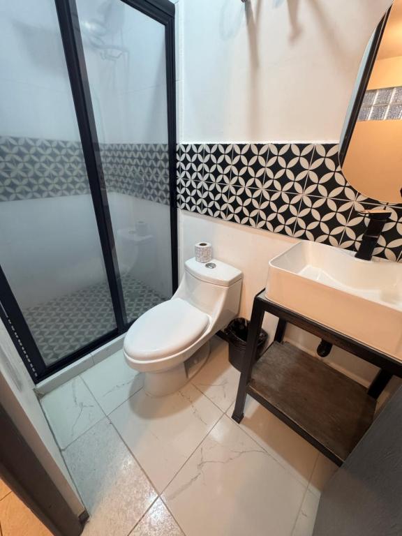 Et badeværelse på Adhoc Fundidora