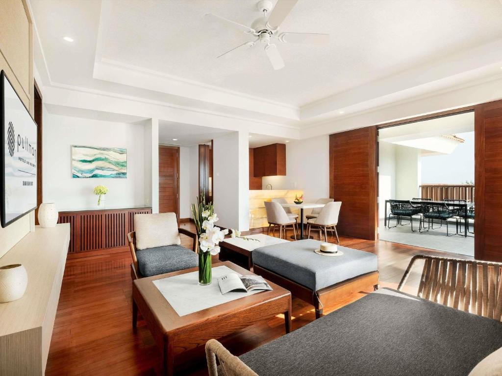 Suite kiểu Căn hộ áp mái có Ban công